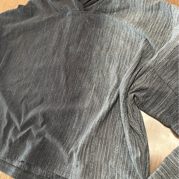 LULULEMON VARSA LAB Hoodie Medium Gray Ombre Pullover Crop Hooded Size M - Picture 2 of 9